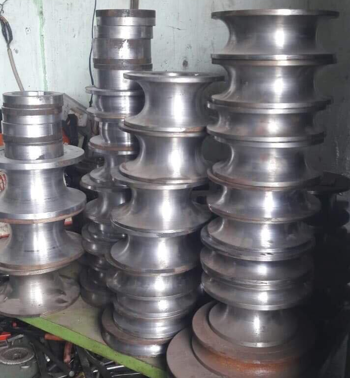 KHUÔN UỐN 3 TRỤC PHI 76